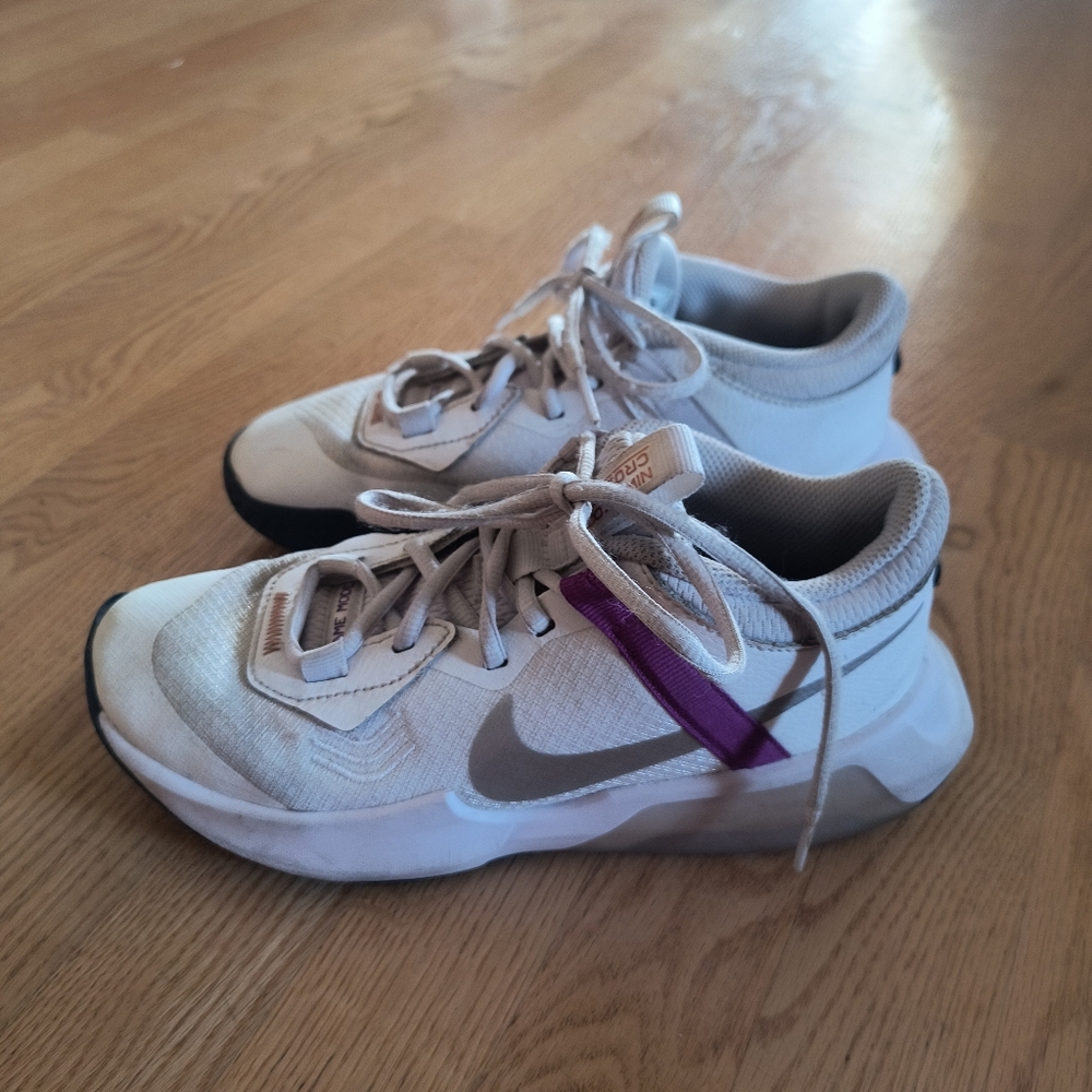 Nike Air Zoom Crossover White Purple Sneakers Basketball Shoes Size 4.5